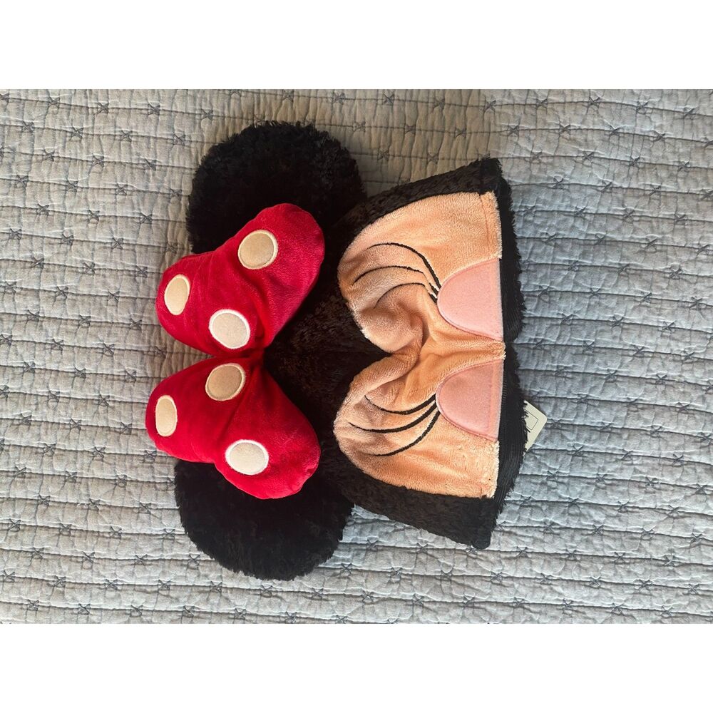 Disney Parks Minnie Mouse hat NWT vintage adult fuzzy ears polka dot bow cap